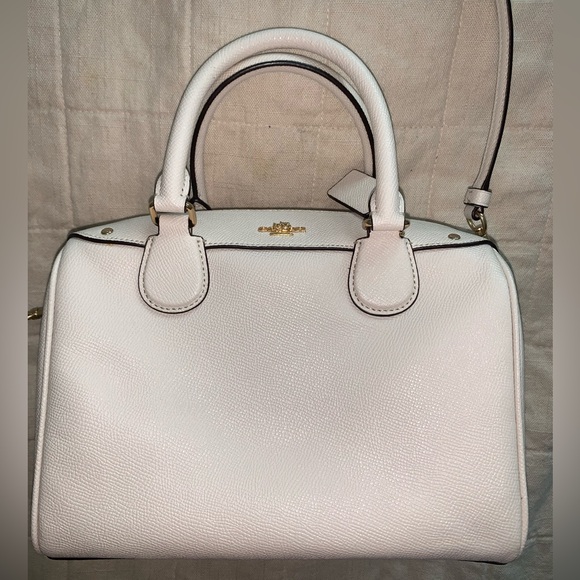 Cream Coach Purse with Detachable Crossbody Strap - Picture 2 of 5